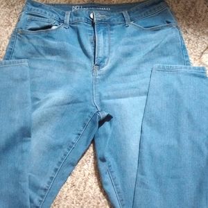 Woman's blue jean